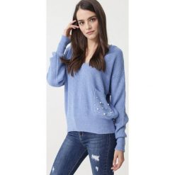 Niebieski Sweter Contains. Niebieskie swetry damskie Born2be, xl, z dzianiny, długie. Za 99,99 zł.