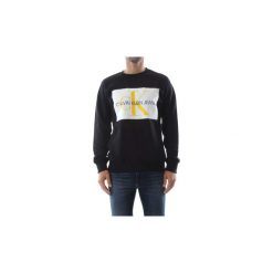 Bluzy Calvin Klein Jeans J30J307746 MONOGRAM BOX LOGO. Czarne bluzy męskie Calvin Klein Jeans, s, bez wzorów, z jeansu, bez kołnierzyka, bez rękawów, bez kaptura. Za 343,25 zł.
