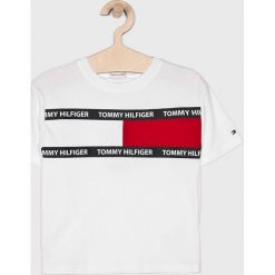 Tommy Hilfiger - T-shirt dziecięcy 104-176 cm. Niebieskie t-shirty chłopięce TOMMY HILFIGER, z nadrukiem, z bawełny, bez rękawów. W wyprzedaży za 119,90 zł.