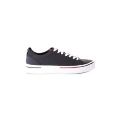 Buty Tommy Hilfiger FM02285. Niebieskie trampki męskie TOMMY HILFIGER, bez wzorów, bez zapięcia. Za 438,66 zł.