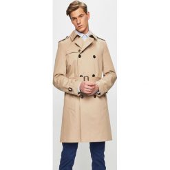 Tommy Hilfiger Tailored - Trencz. Brązowe płaszcze męskie Tommy Hilfiger Tailored, w paski, z bawełny, bez kaptura. W wyprzedaży za 899,90 zł.