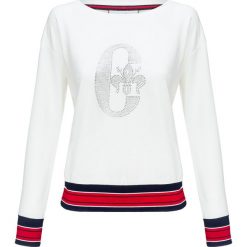 Bluza CONTE OF FLORENCE SEWARD E Biały. Białe bluzy damskie marki Conte of Florence, bez wzorów, z dzianiny, bez rękawów, bez kaptura. W wyprzedaży za 371,00 zł.