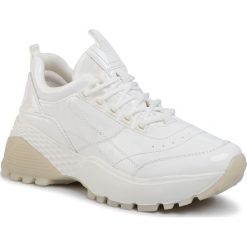Sneakersy S.OLIVER - 5-23643-33 White Patent 123. Białe półbuty damskie S.Oliver, ze skóry ekologicznej. Za 249,00 zł.