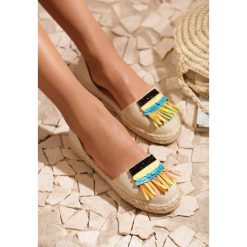 Beżowe Espadryle Beaver. Brązowe espadryle damskie Renee, bez wzorów, bez obcasa, na płaskiej podeszwie. Za 39,99 zł.
