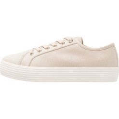 Trampki damskie slip on: s.Oliver RED LABEL Tenisówki i Trampki champagner
