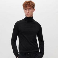 Gładki sweter z golfem -. Swetry męskie Reserved, xl, bez wzorów, z golfem, bez kaptura. Za 99,99 zł.