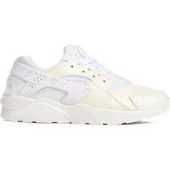 Białe Buty Sportowe Pink Candy. Białe buty dziewczęce sportowe Born2be, z okrągłym noskiem, na sznurówki. Za 69,99 zł.