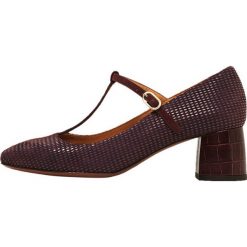 Chie Mihara TURNOUT Czółenka talo grape/ante grape/kenya grape. Czerwone buty ślubne damskie Chie Mihara, z materiału. Za 1079,00 zł.