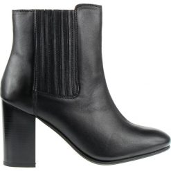 Skórzane botki Monnari czarne. Czarne botki damskie na zimę, z jeansu, eleganckie, na wysokim obcasie. Za 119,00 zł.
