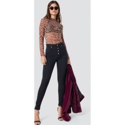 Spodnie damskie: NA-KD Jeansy Skinny High Waist Button Zipper - Black