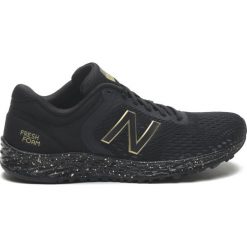 New Balance Tenisówki Czarny. Czarne buty sportowe damskie New Balance, bez wzorów, z materiału, bez zapięcia. Za 395,95 zł.