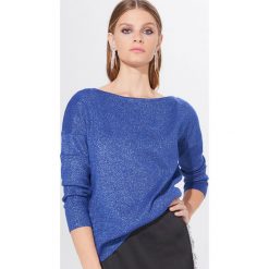 Błyszczący sweter oversize - Niebieski. Niebieskie swetry damskie Mohito, s. W wyprzedaży za 59,99 zł.