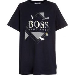 T-shirty chłopięce: BOSS Kidswear KURZARM GRAFISCH Tshirt z nadrukiem marine
