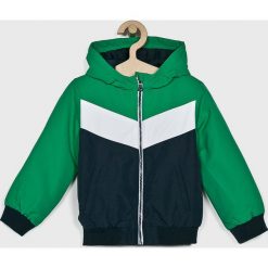 Blukids - Kurtka dziecięca 74-98 cm. Zielone kurtki chłopięce Blukids, bez wzorów, z poliesteru, krótkie, z kapturem. W wyprzedaży za 79,90 zł.