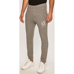 Armani Exchange - Spodnie. Niebieskie spodnie męskie Armani Exchange, xl, bez wzorów, z bawełny. W wyprzedaży za 299,90 zł.