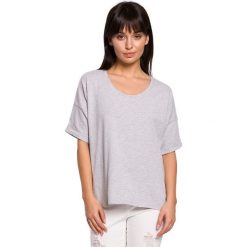 T-shirt oversize z dekoltem i haftem - szary. Szare t-shirty damskie BE, s, z haftami, z elastanu, bez kołnierzyka. Za 139,00 zł.