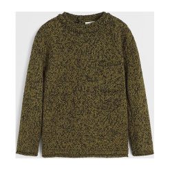 Mango Kids - Sweter dziecięcy Cam 80-104 cm. Żółte swetry chłopięce Mango Kids, bez wzorów, z dzianiny, z okrągłym kołnierzem. Za 79,90 zł.