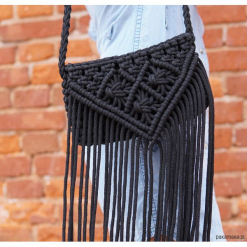 Torebka by Juzia. Różowe torebki klasyczne damskie Pakamera, bez wzorów, boho, na ramię, bez dodatków. Za 119,00 zł.