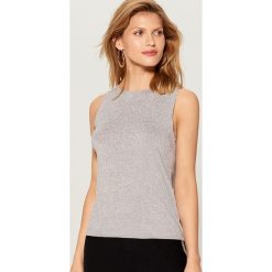 Top z lurexu - Szary. Szare topy damskie marki Mohito, s, bez wzorów, bez kołnierzyka. Za 59,99 zł.