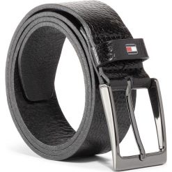 Pasek Męski TOMMY HILFIGER - Layton Pebble Leather 3.5 AM0AM05635 BDS. Czarne paski męskie TOMMY HILFIGER, w paski, ze skóry. Za 229,00 zł.