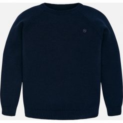 Mayoral - Sweter dziecięcy 128-172 cm. Niebieskie swetry chłopięce Mayoral, bez wzorów, z bawełny, z okrągłym kołnierzem. W wyprzedaży za 69,90 zł.