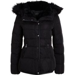 Desigual ABRIG CECILIA Kurtka puchowa black. Czarne marynarki damskie Desigual, bez wzorów, z poliesteru. W wyprzedaży za 486,85 zł.