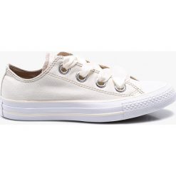 Converse - Tenisówki. Białe tenisówki damskie marki Converse, z gumy, na sznurówki. W wyprzedaży za 239,90 zł.