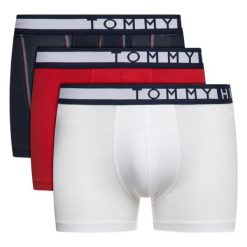 Komplet 3 par bokserek TOMMY HILFIGER UM0UM01563. Bokserki męskie TOMMY HILFIGER, bez wzorów, z elastanu. W wyprzedaży za 129,00 zł.
