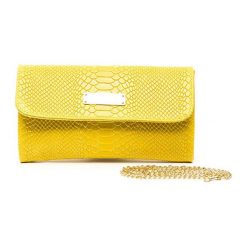 Kopertówki damskie: Skórzana kopertówka w kolorze żółtym – (S)26 x (W)15 cm