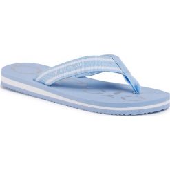 Japonki MARC O'POLO - 003 15221001 600 Light Blue 810. Niebieskie klapki damskie Marc O'Polo, bez wzorów, ze skóry ekologicznej, bez obcasa. W wyprzedaży za 119,00 zł.
