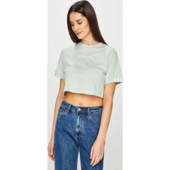 Adidas Originals - Top. Zielone topy damskie marki adidas Originals, z bawełny, z okrągłym kołnierzem. Za 129,90 zł.
