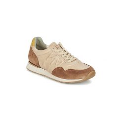 Buty El Naturalista WALKY. Pomarańczowe trampki i tenisówki damskie marki El Naturalista, bez wzorów, bez zapięcia. Za 527,20 zł.