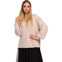Sweter z dekoltem w serek i połyskującą nitką - pudrowy. Swetry damskie Moe, s, bez wzorów, z poliamidu, bez rękawów, bez kaptura. W wyprzedaży za 179,00 zł.