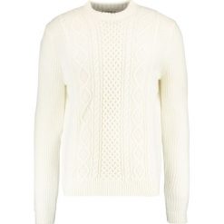 Swetry klasyczne męskie: Zalando Essentials Sweter off white