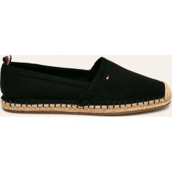 Tommy Hilfiger - Espadryle. Czerwone espadryle damskie TOMMY HILFIGER, bez wzorów, z gumy, bez obcasa, na obcasie. Za 229,90 zł.