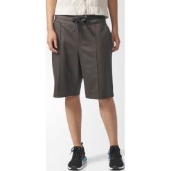 Szorty adidas Originals (BQ5355). Szare szorty damskie Adidas, bez wzorów. Za 148,99 zł.