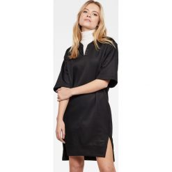 G-Star Raw - Sukienka. Brązowe sukienki damskie G-Star RAW, na co dzień, s, bez wzorów, z bawełny, retro, bez kołnierzyka, bez rękawów, mini, proste. W wyprzedaży za 379,90 zł.
