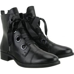 CAPRICE 25105-21 992 black nappa, trzewiki damskie. Czarne botki damskie Caprice, ze skóry, bez obcasa, na obcasie, bez zapięcia. Za 349,90 zł.