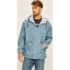Wrangler - Kurtka jeansowa. Niebieskie płaszcze męskie Wrangler, xl, bez wzorów, z elastanu, krótkie, z kapturem. Za 349,90 zł.