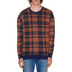 Sweter w kolorze granatowo-pomarańczowym. Pomarańczowe swetry męskie Benetton, xxl, w kratkę, z bawełny, z okrągłym kołnierzem. W wyprzedaży za 59,95 zł.