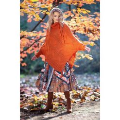 Pomarańczowe Ciepłe Poncho-Sweter z Frędzlami. Pomarańczowe golfy damskie marki Molly.pl, uniwersalny. Za 159,90 zł.