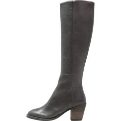 Buty zimowe damskie: Fred de la Bretoniere Kozaki gris