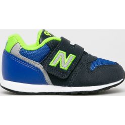 New Balance - Buty dziecięce IZ996DN. Niebieskie trampki chłopięce New Balance, bez wzorów, z gumy, sportowe, z okrągłym noskiem, bez zapięcia. W wyprzedaży za 179,90 zł.