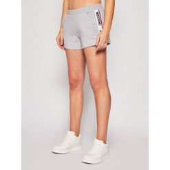 Szorty materiałowe Moschino Underwear & Swim 4303 9012. Szare szorty damskie Moschino Underwear & Swim, m, bez wzorów, z elastanu. W wyprzedaży za 339,00 zł.
