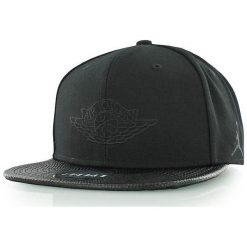 Jordan Czapka z daszkiem męska Jordan 2 Snapback czarna (724891-010). Czarne czapki z daszkiem męskie marki Jordan. Za 127,96 zł.