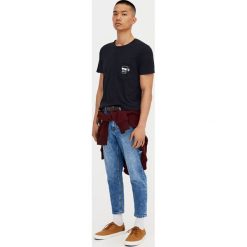 T-shirty męskie: Koszulka z kieszonką z czaszką