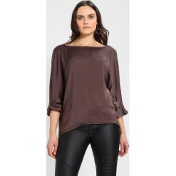 Bluzki asymetryczne: Saint Tropez BLOUSE CUFF RUCHING Bluzka sparrow