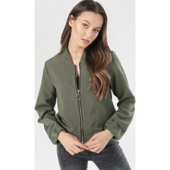 Khaki Kurtka Jilryss. Brązowe kurtki damskie Born2be, s, bez wzorów, bez kaptura. W wyprzedaży za 129,99 zł.