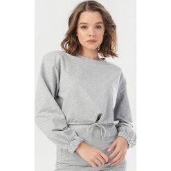 Szara Bluza Zaehnys. Szare bluzy damskie Born2be, s, bez wzorów, bez rękawów, bez kaptura. Za 89,99 zł.