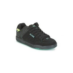 Buty Globe TILT. Czarne trampki męskie marki Globe, bez wzorów, bez zapięcia. Za 279,20 zł.